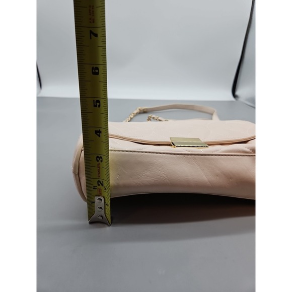 Forever 21 Blush Pink Quilted Faux Leather Shoulder Purse Gold Tone Hardware - Picture 4 of 13